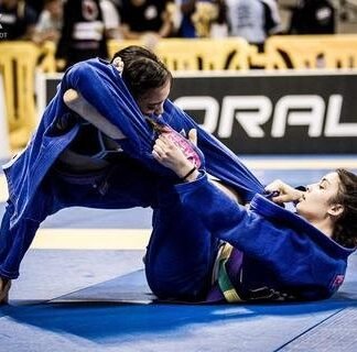 Thamires Aquino  Spider Guard