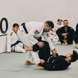 Attacking Far Sleeve De La Riva BY ISAAC DOEDERLEIN
